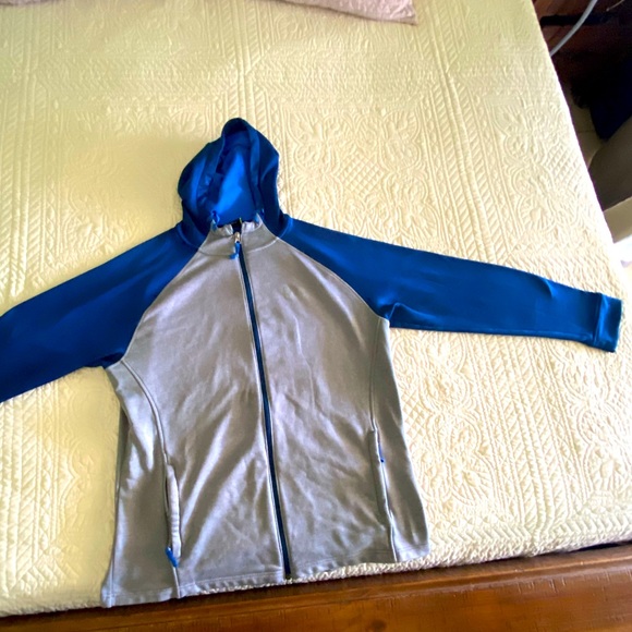 Under Armour Other - Under Armour hoodie